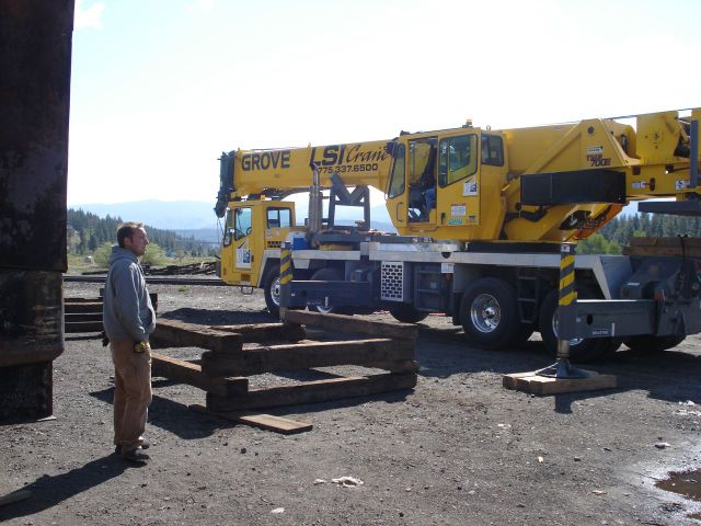 Crane to move caboose